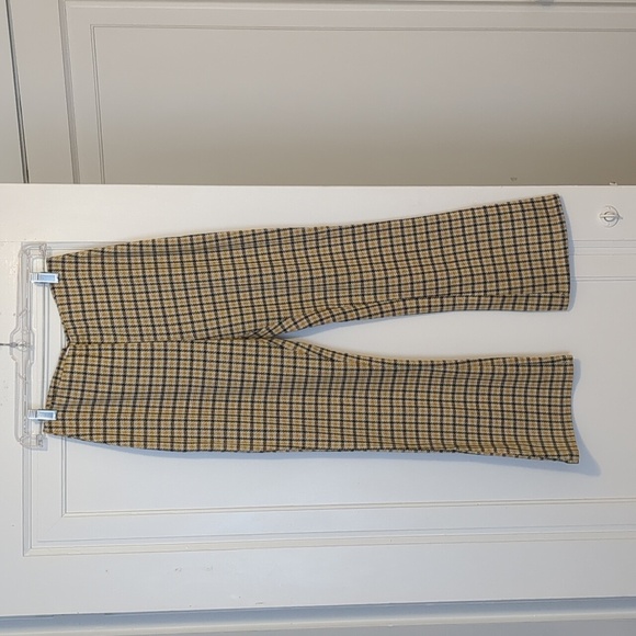 Urban Outfitters Bryn Flare Fall Plaid Black High Waist Stretch Knit Pants Curvy - Picture 6 of 6